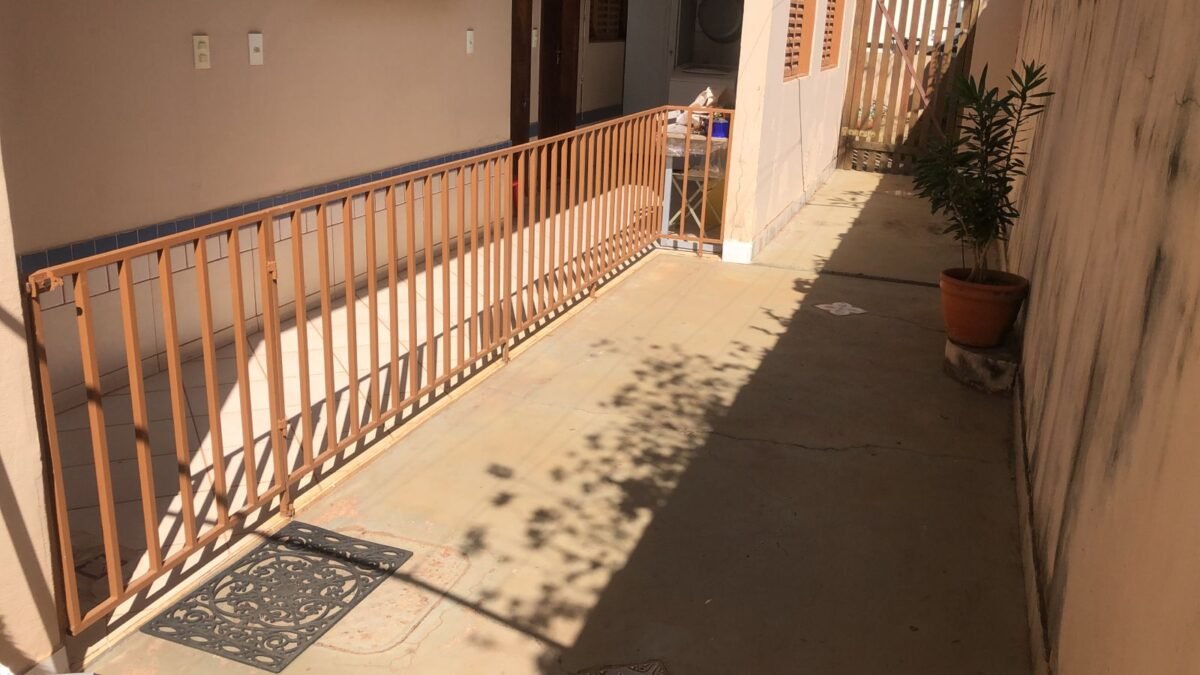 d5243689-eadd-4e6c-b8d1-84c05a233b31