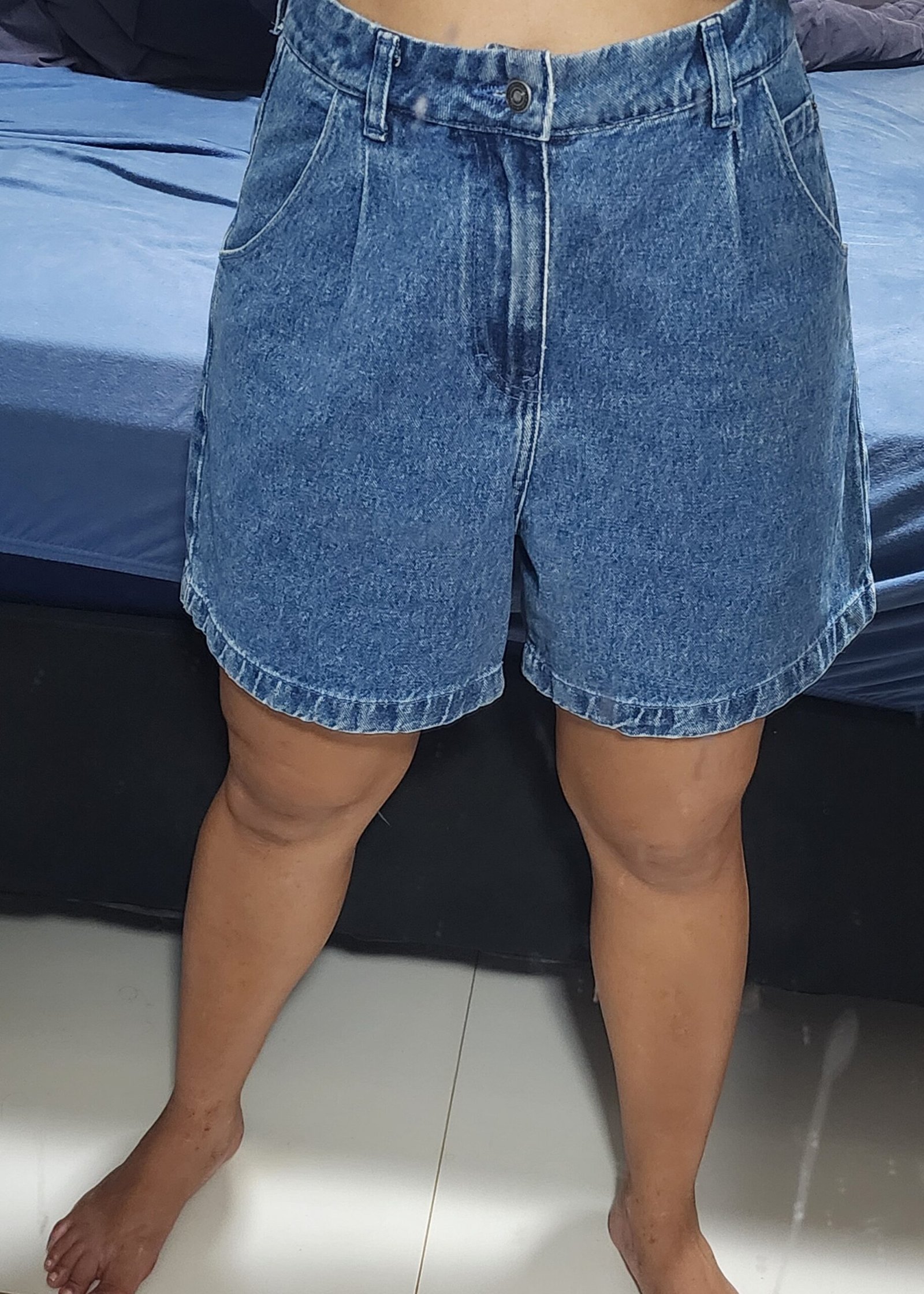 1000447083